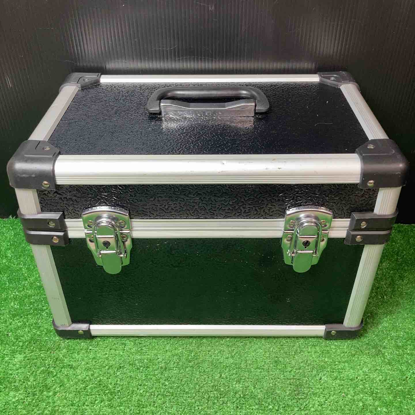 【美品】FUKUDA  回転レーザー FRE203G ケース有り・受光器等付属(A)【岩槻店】 美品】FUKUDA 回転レーザー FRE203G ケース有り・受光器等付属(A