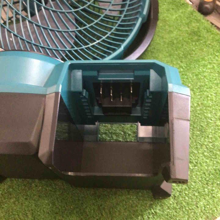 ☆マキタ(makita) コードレスファン CF001GZ【町田店】