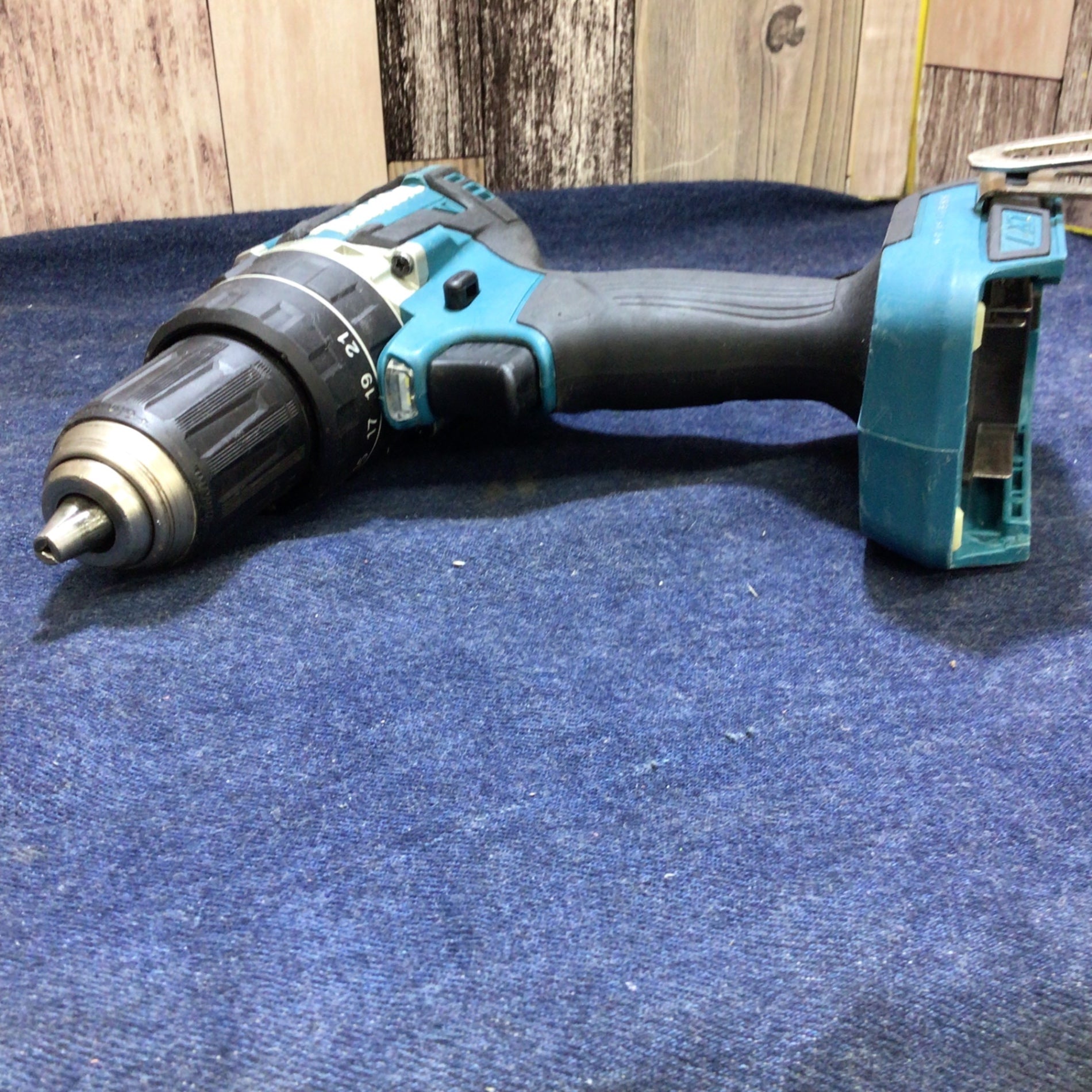 マキタ(makita) HP484DRGX コードレス振動ドリルドライバー【市川行徳店】【店頭取引限定】【中古】管理番号：ITRFN0EK5NDX Amazon | マキタ(Makita) HP484DRGX 充電式震動ドリル 青 18V 6.0Ah