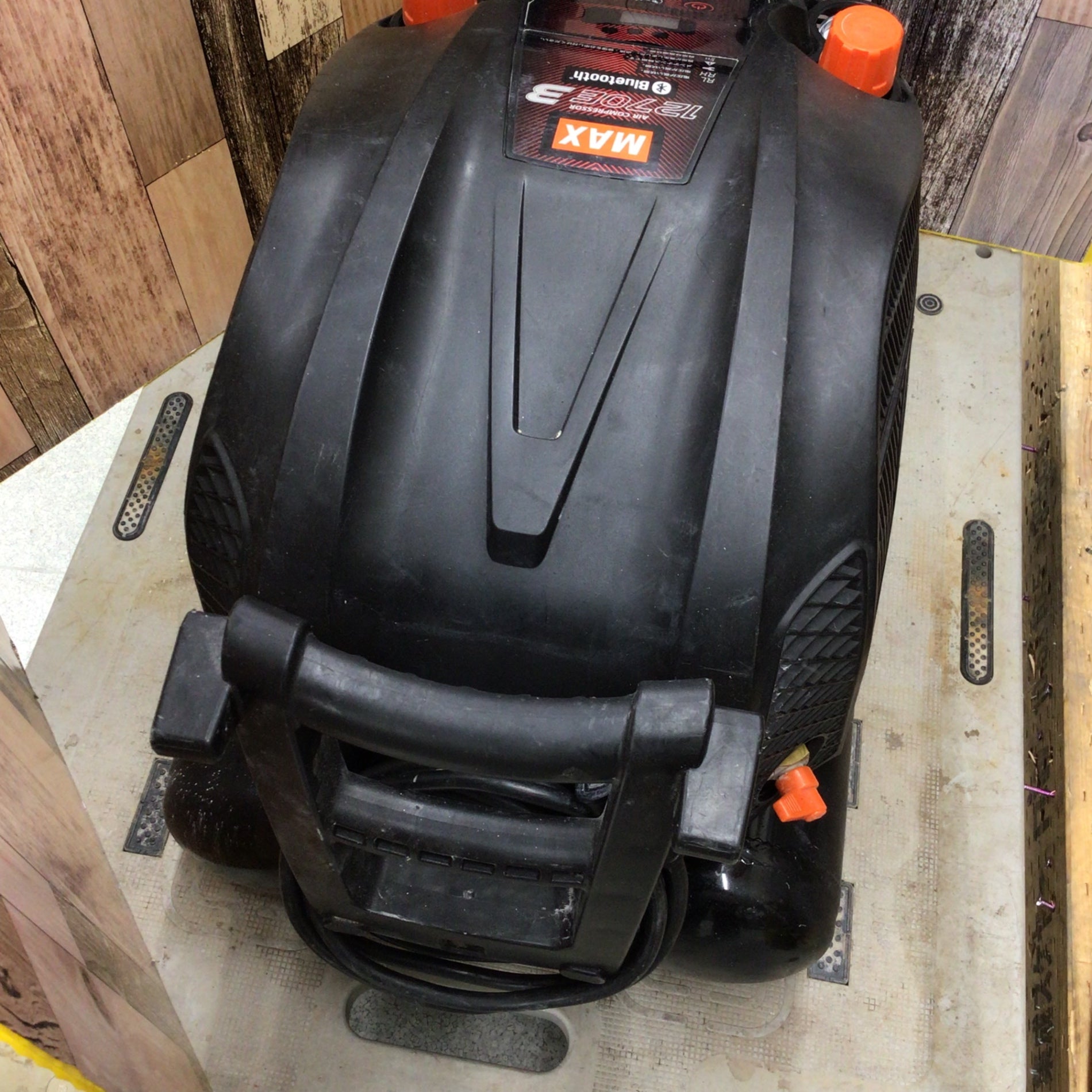 max コンプレッサー　ak-hh1270e3 ブラック マックス 純正品 スーパーエア・コンプレッサ AK-HH1270E3黒/AK