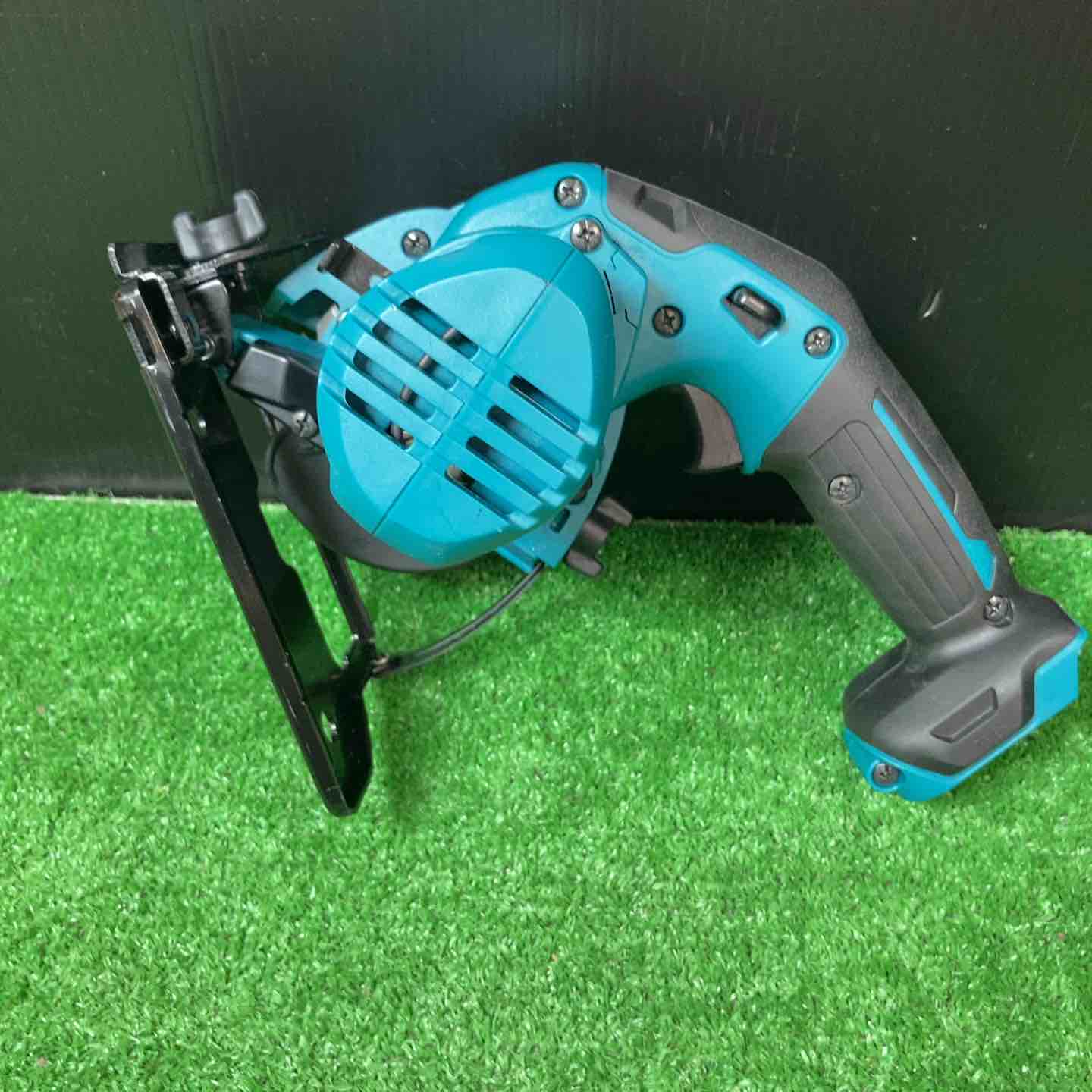美品】☆マキタ(makita) コードレス丸のこ HS301DZ【岩槻店】 – アクト