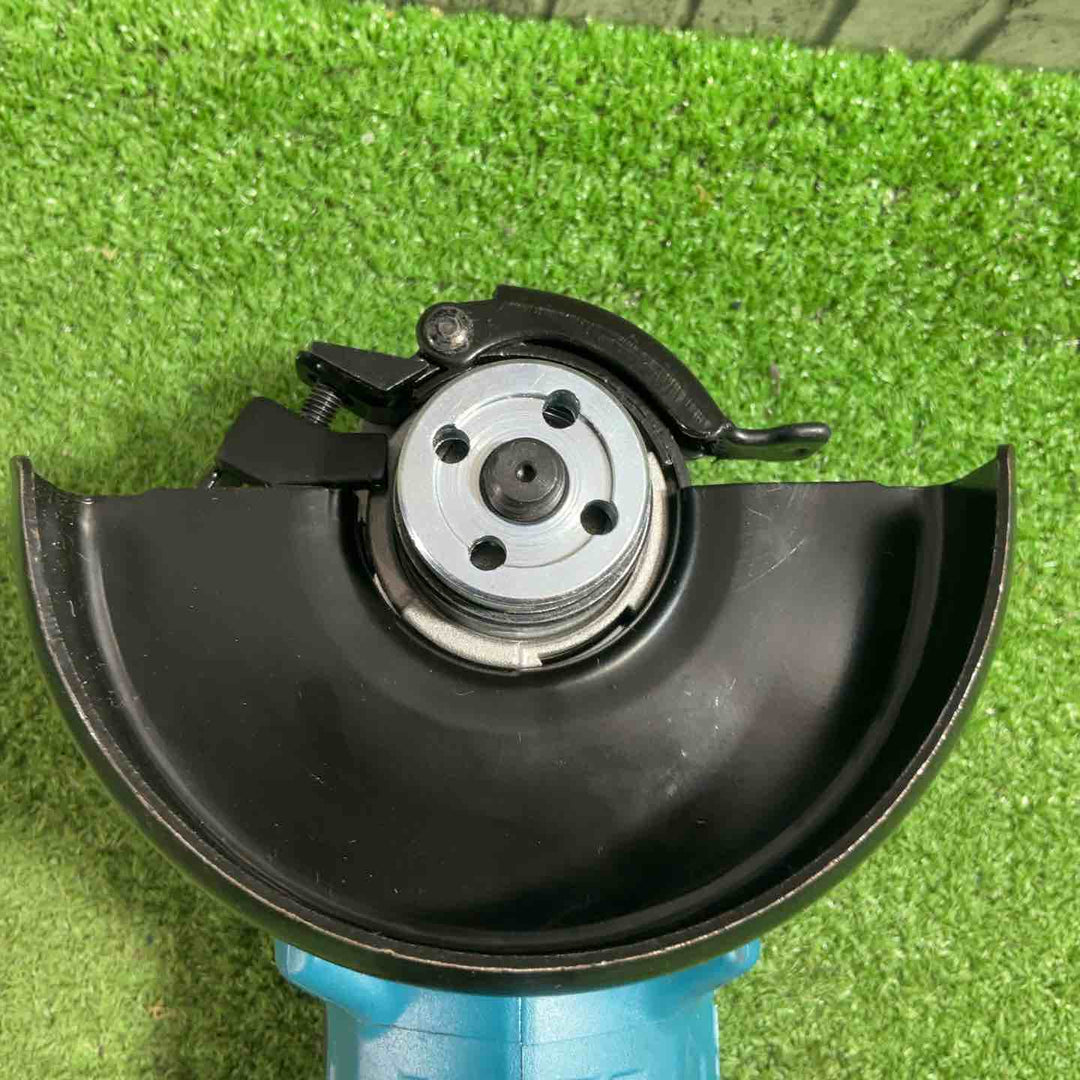 ★マキタ(makita) 100mmコードレスディスクグラインダ GA412DRGX 動作確認済【川口店】