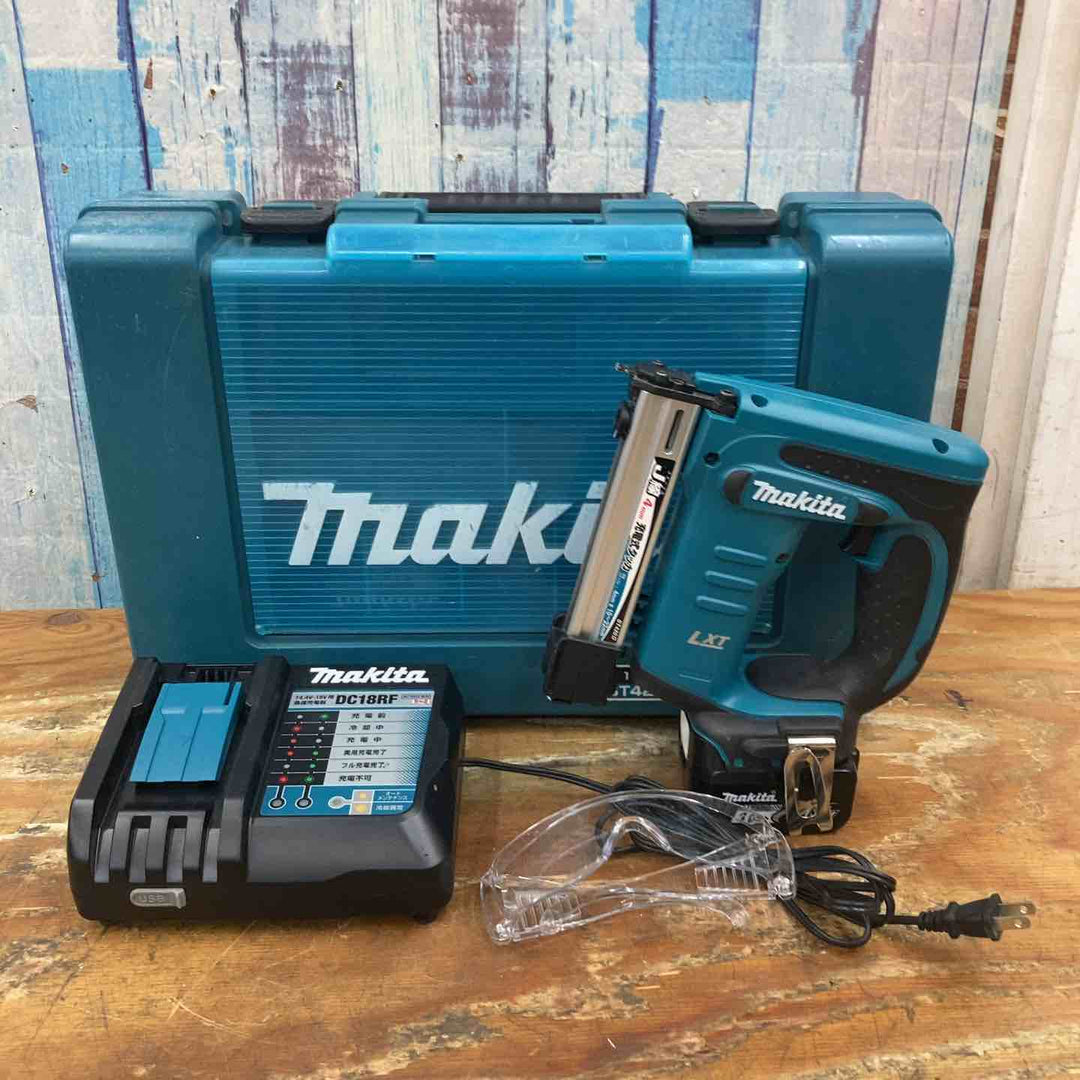 ☆マキタ(makita) 14.4V 4mm J線 コードレスタッカ ST420DRF【柏店】