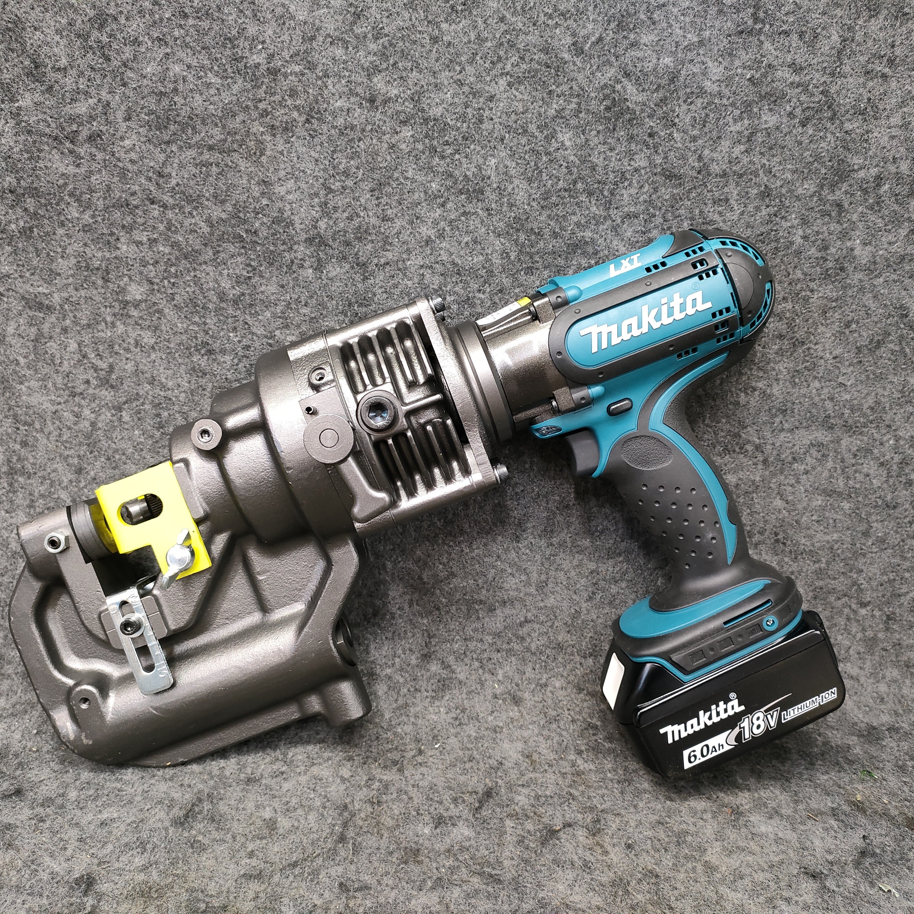 ▽▽【未使用／未開封】 マキタ PP200DRG 充電式パンチャー 油圧