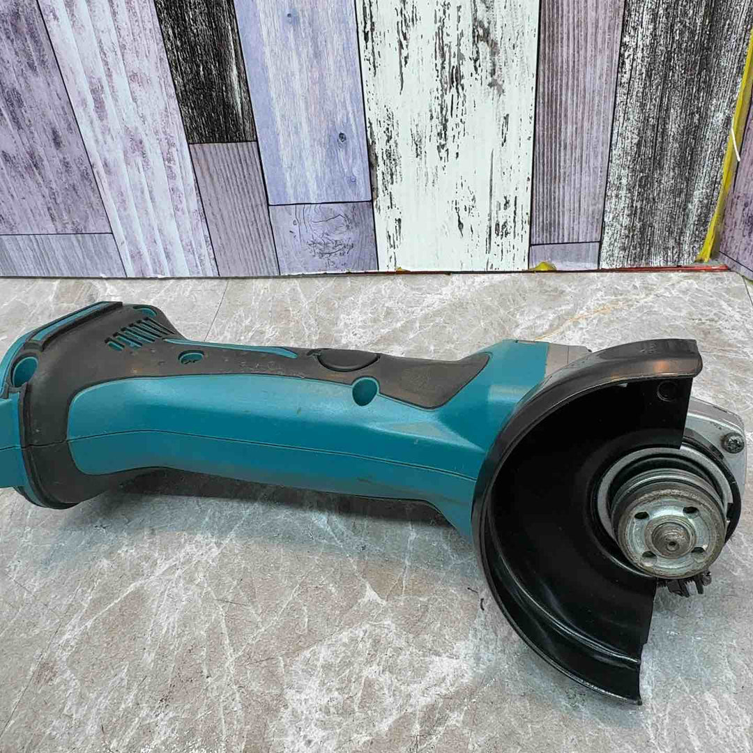 ☆マキタ(makita) コードレスディスクグラインダ GA402DZ【八潮店】