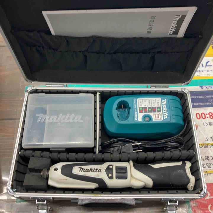 ☆マキタ(makita) コードレスペンインパクトドライバ TD021DSW【戸田店】