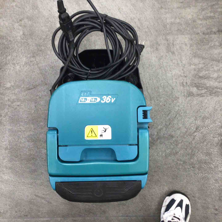 ★マキタ(makita) コードレス集じん機 乾湿両用 VC860DZ【川崎店】