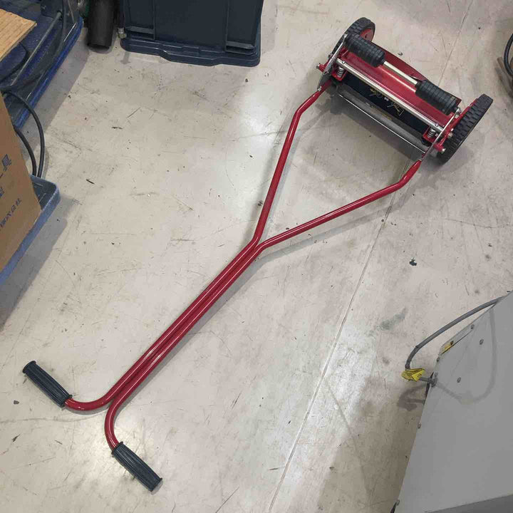 【店頭受取り限定】バロネス 手動芝刈機 LM4D【町田店】