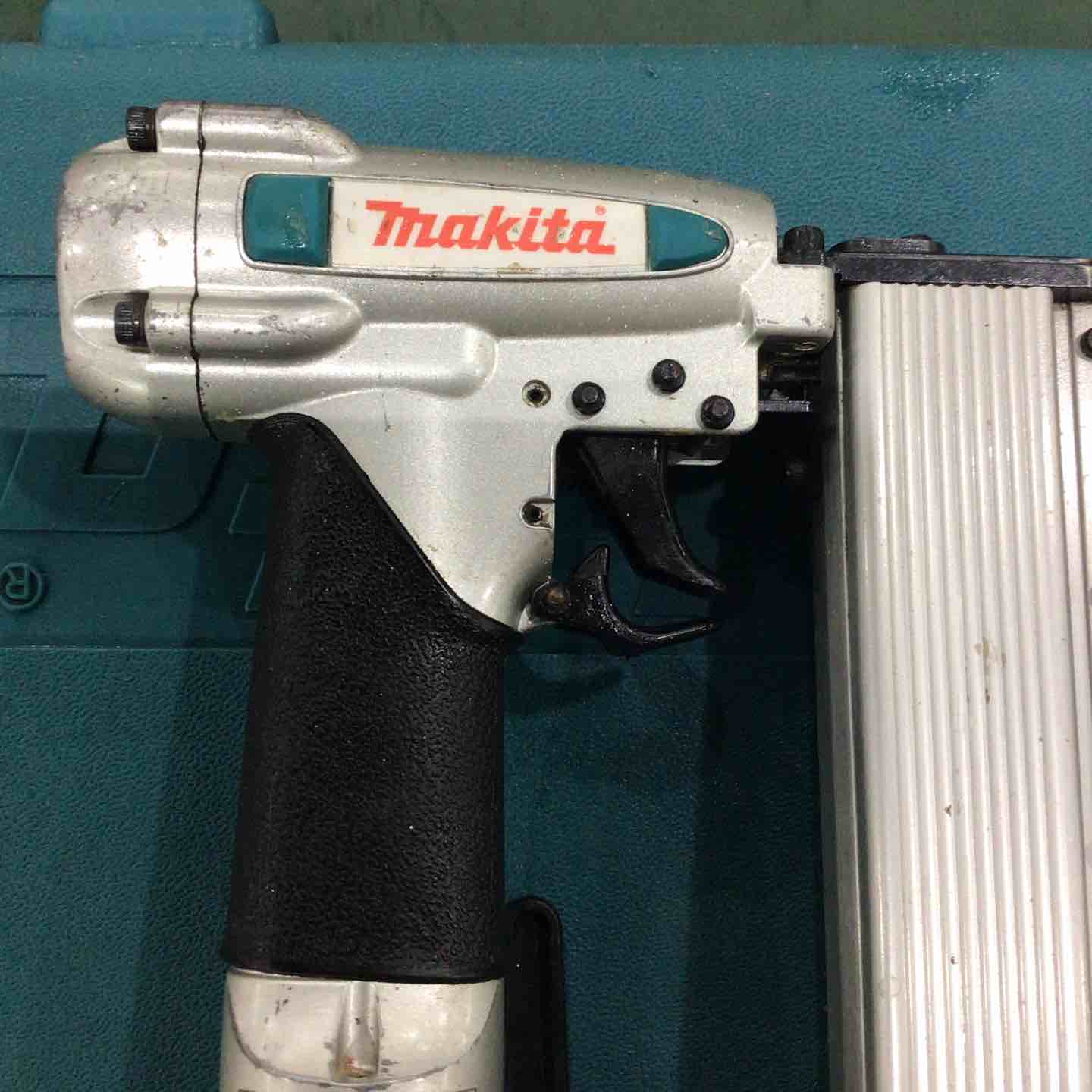 ☆マキタ(makita) 常圧ピンネイラ AF351【川口店】 – アクトツール