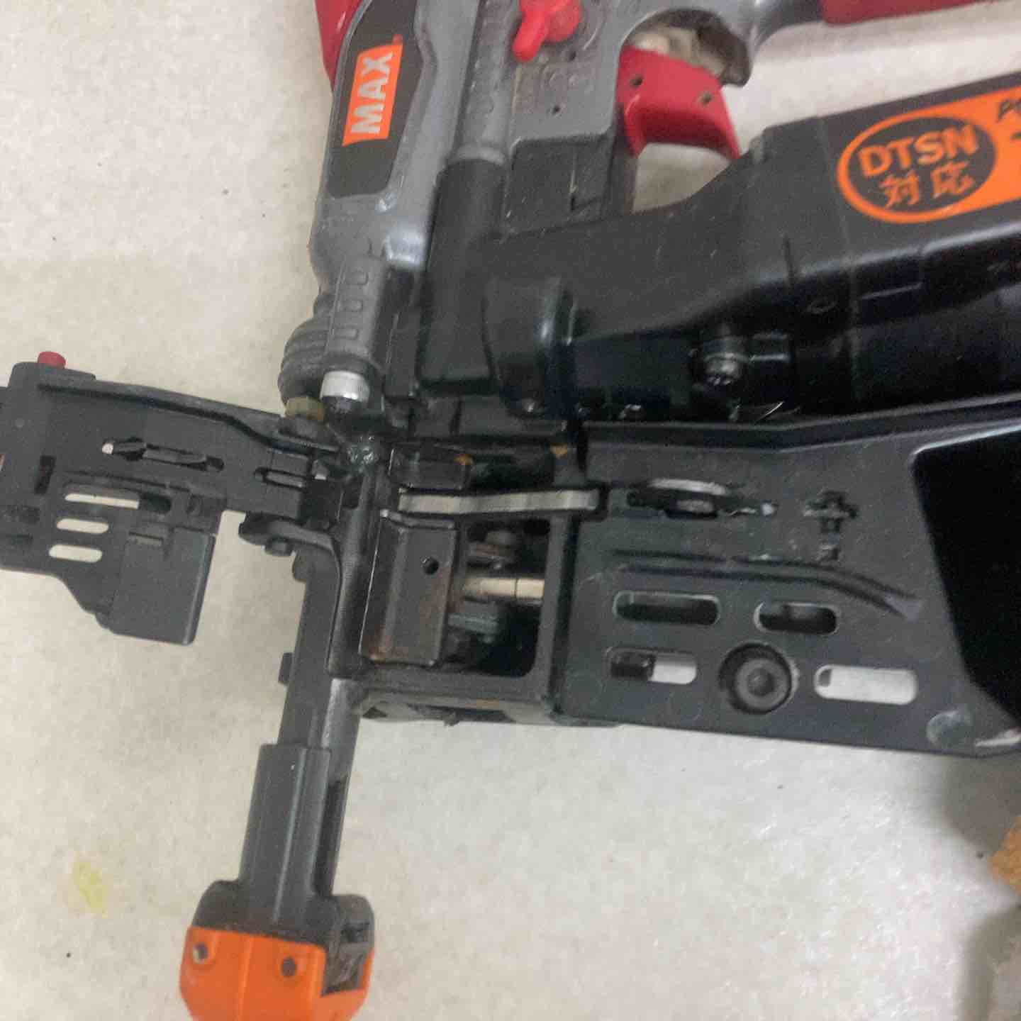 ☆マックス(MAX) 高圧エアネジ打ち機 HV-R41G4【町田店