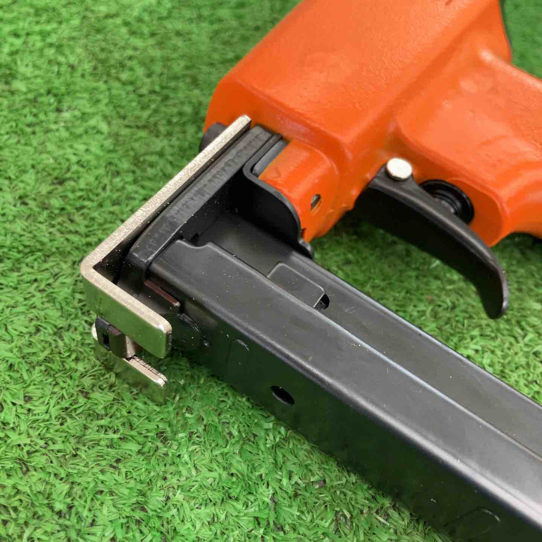 【未使用品】 マックス/MAX 常圧エアタッカ・TA-20A/422Jキュウオン 【桶川店】