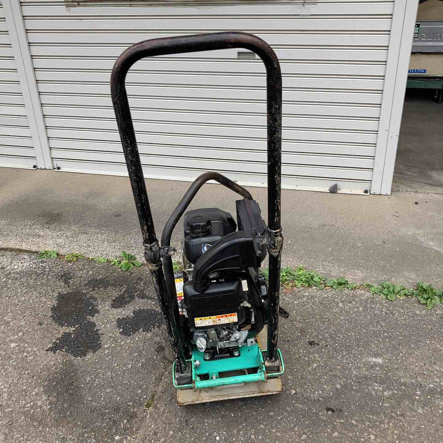 三笠　プレート　MVC-F40 プレートコンパクター | MVC-F40HS(中折れハンドル型) | 三笠