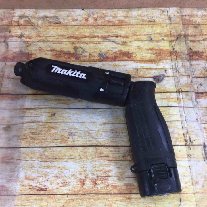 ★マキタ(makita) コードレスペンインパクトドライバー TD022DSHXB【川崎店】