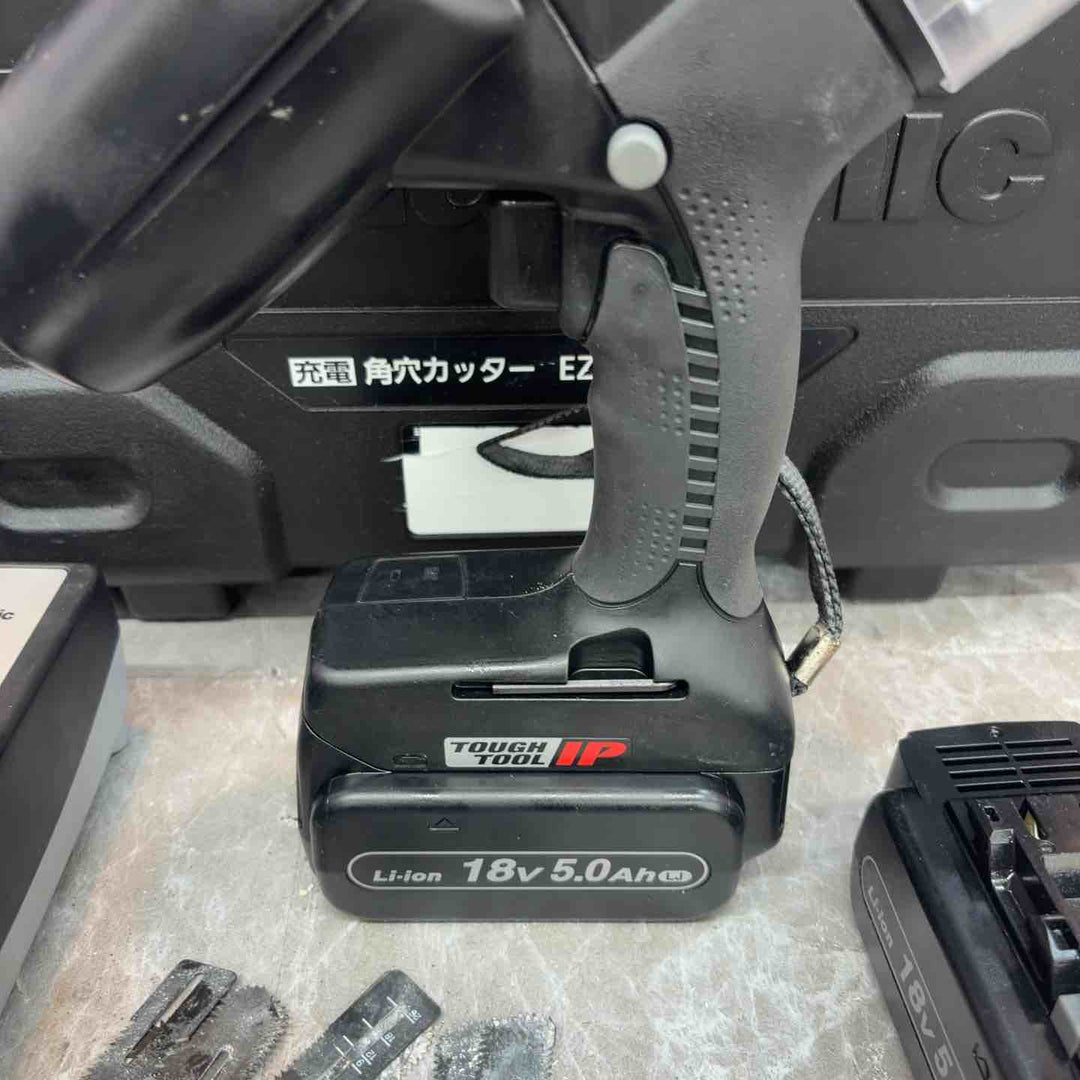 ★パナソニック(Panasonic) コードレス角穴カッター EZ45A3LJ2G-B【八潮店】