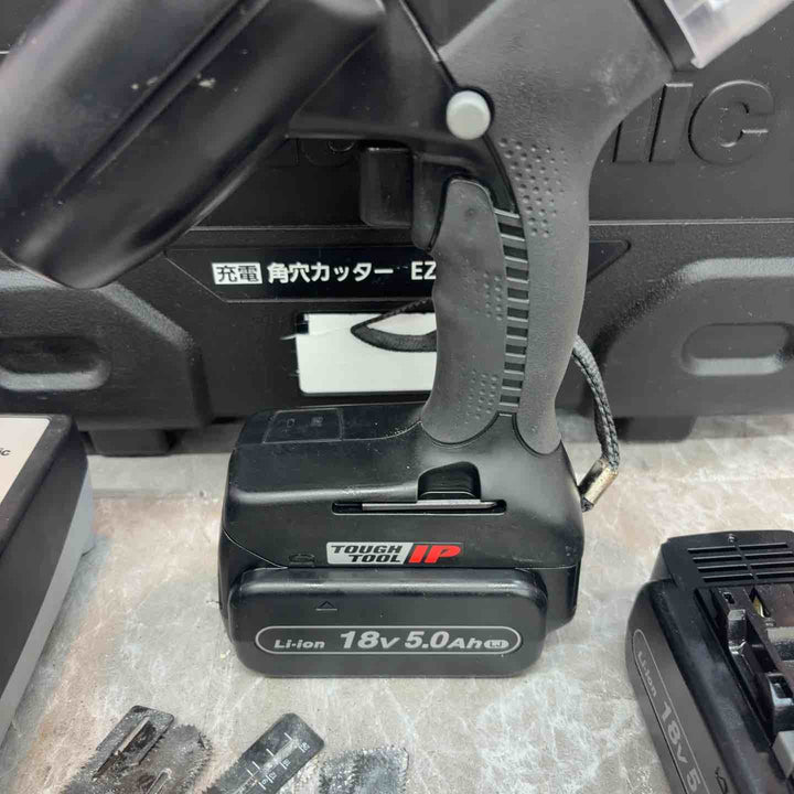 ★パナソニック(Panasonic) コードレス角穴カッター EZ45A3LJ2G-B【八潮店】