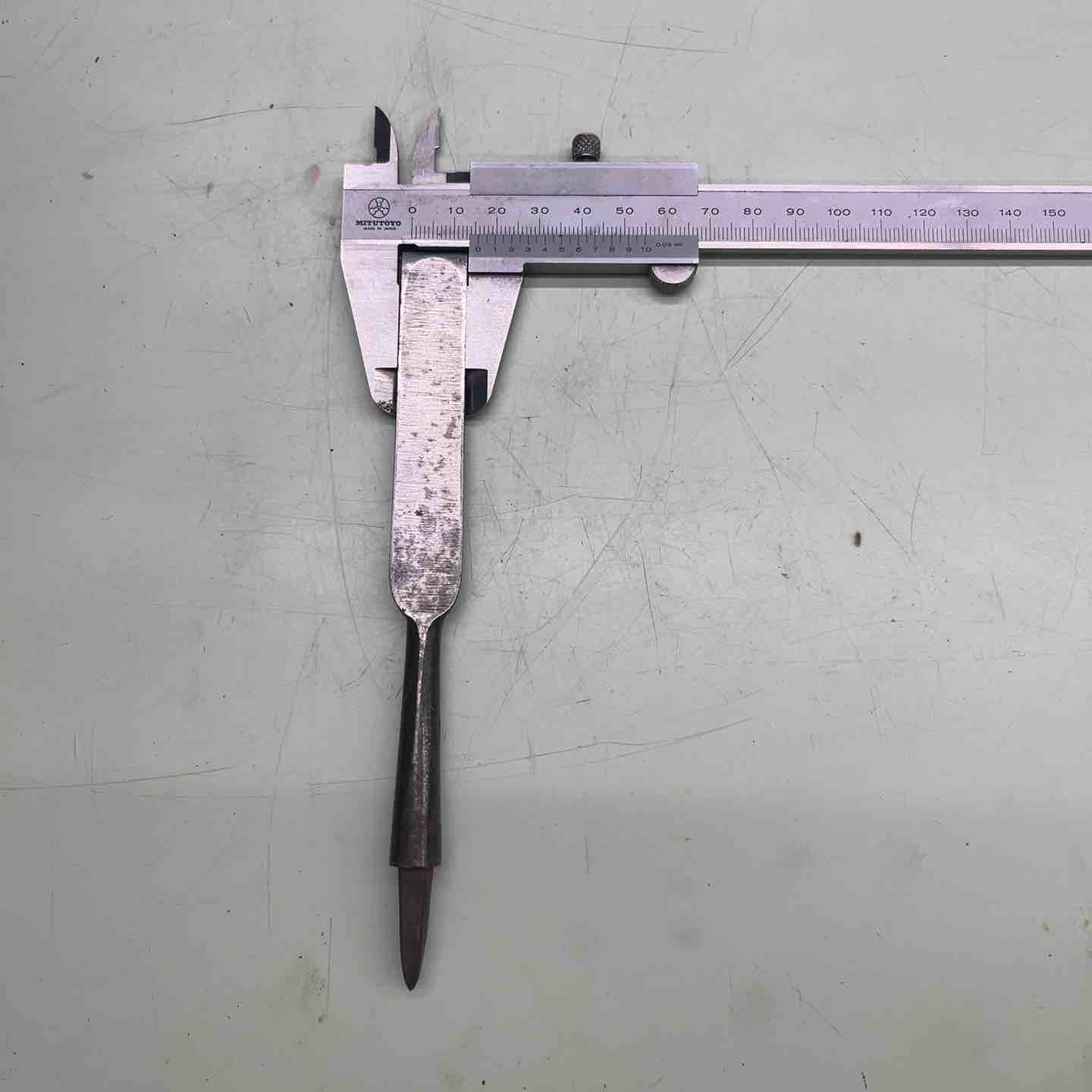 突き鑿 鑿・鉋・大工道具 ブランド不明 刻印有 鑿 名工 突き鑿 細部