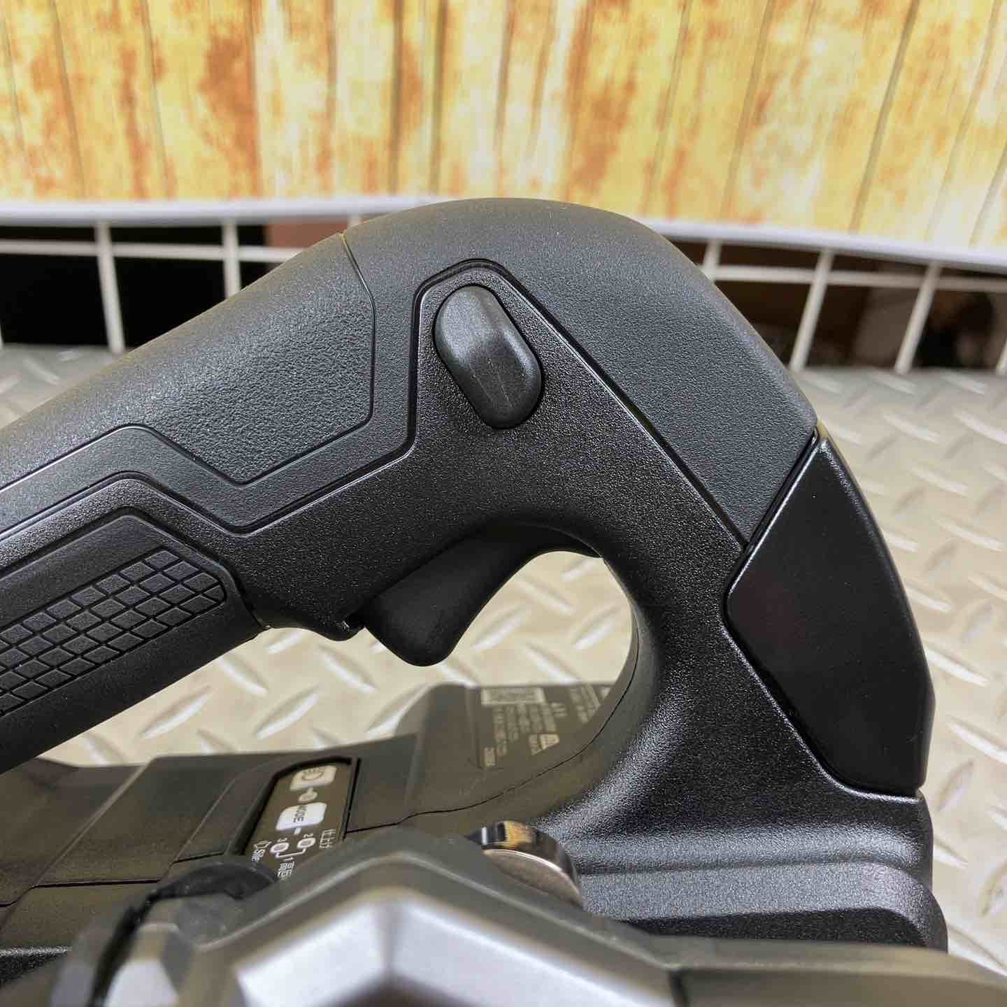 ハイコーキ(HIKOKI ※旧:日立工機) コードレスマルノコ C3606DB
