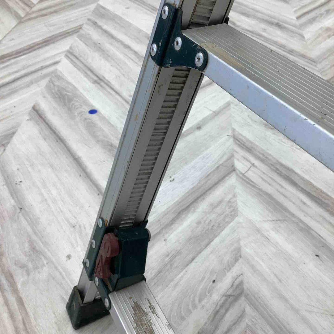 【店頭受取り限定】ピカコーポレイション 四脚アジャスト式足場台 DWX-W6908C【越谷店】