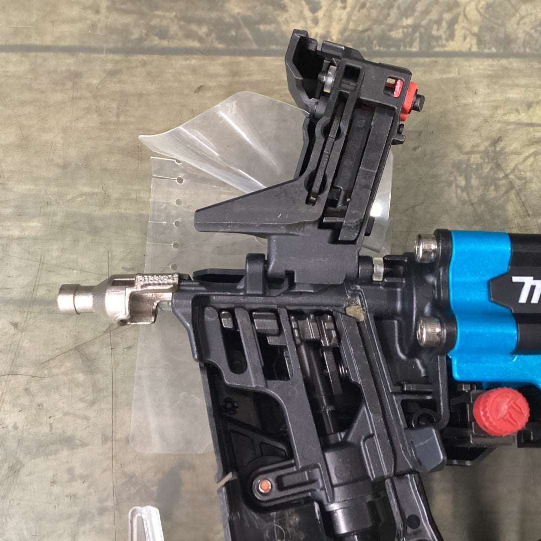 ★ マキタ(makita) 高圧エア釘打ち機 AN514H 【東大和店】