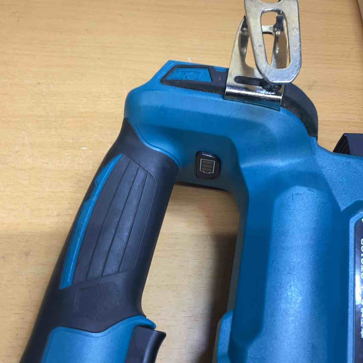 ◇マキタ(makita) CT線 コードレスタッカー ST312DRF【越谷店】