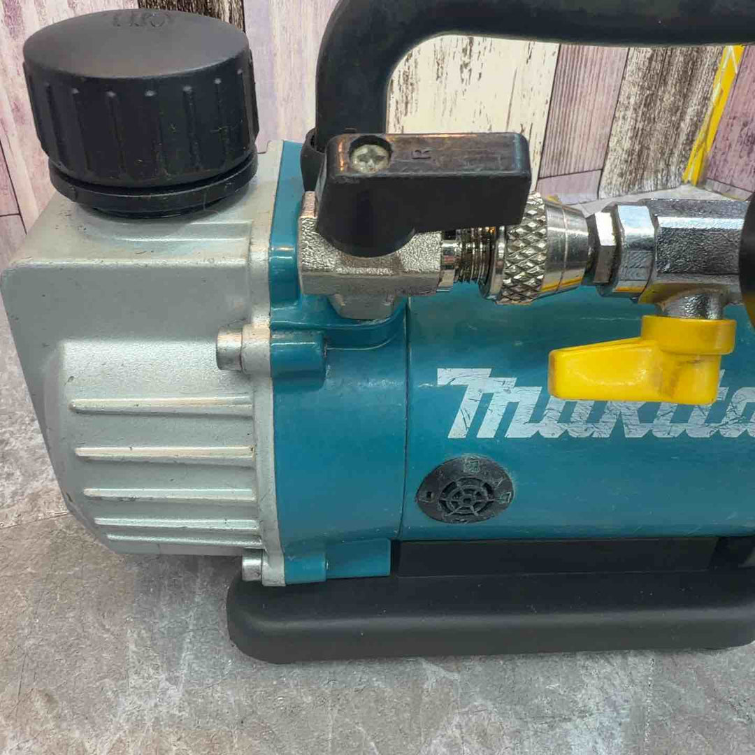 ★マキタ(makita) コードレス真空ポンプ VP180DZ【八潮店】