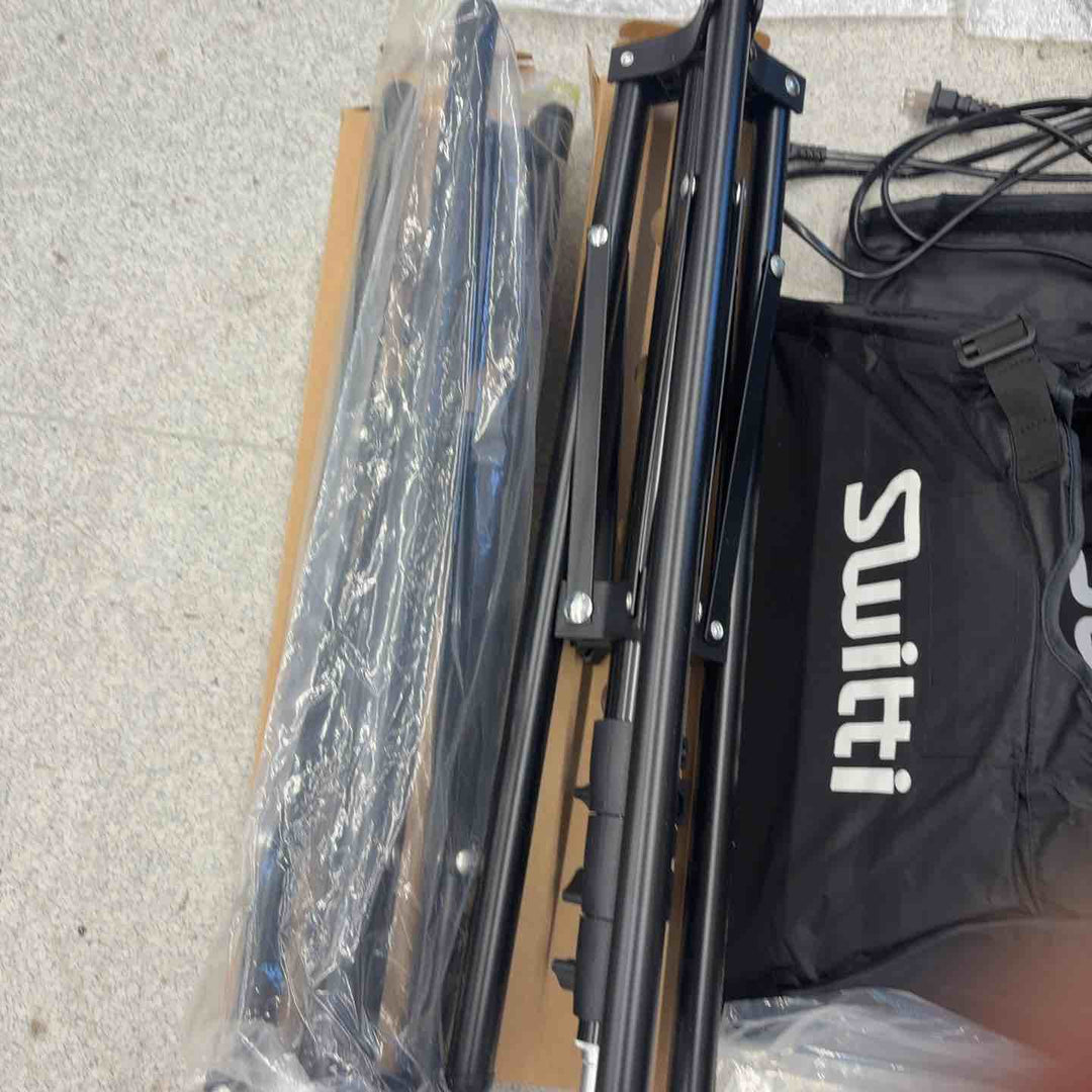 ◇switti LEDライト 撮影用 照射用 S45【八潮店】
