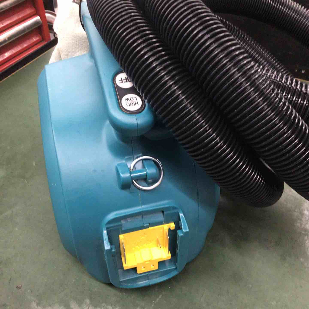 ☆マキタ(makita) コードレス小型集じん機 VC340DZ【戸田店】