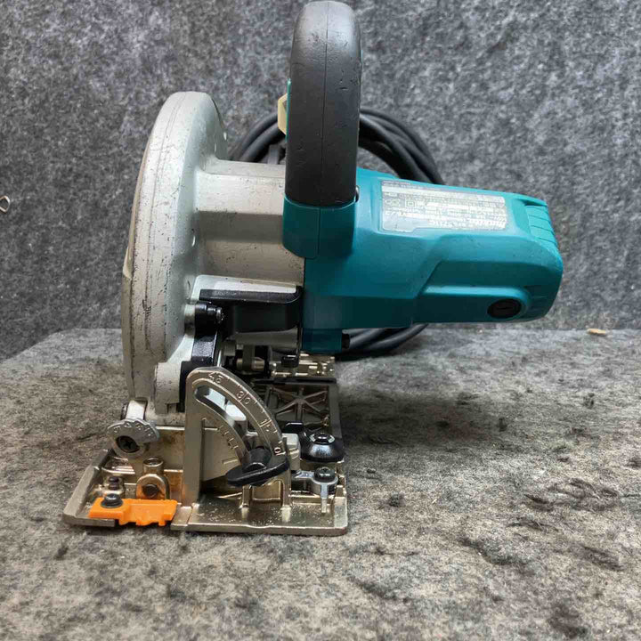 マキタ(makita) 電子造作用精密マルノコ 5711C【桶川店】
