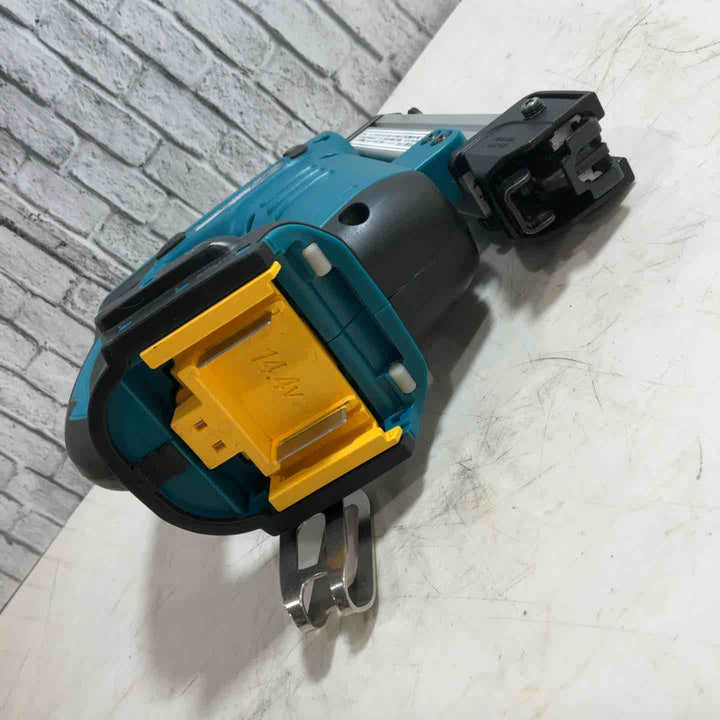 ☆マキタ(makita) コードレスタッカ ST420DZK 14.4V 動作確認済み【川口店】