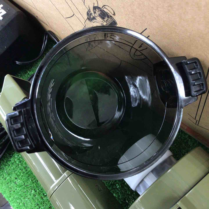 ★マキタ(makita) コードレスクリーナー CL286FDRFO【川崎店】
