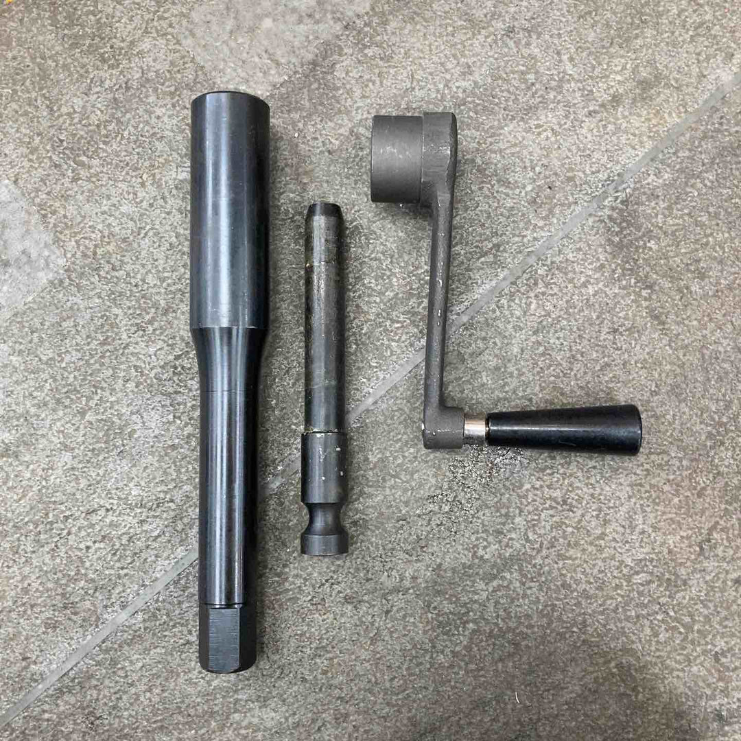 【店頭受取り限定】 武田機械 TAKEDA　油圧内蔵式マシンバイス モデル：TK-125HVS 【川崎店】