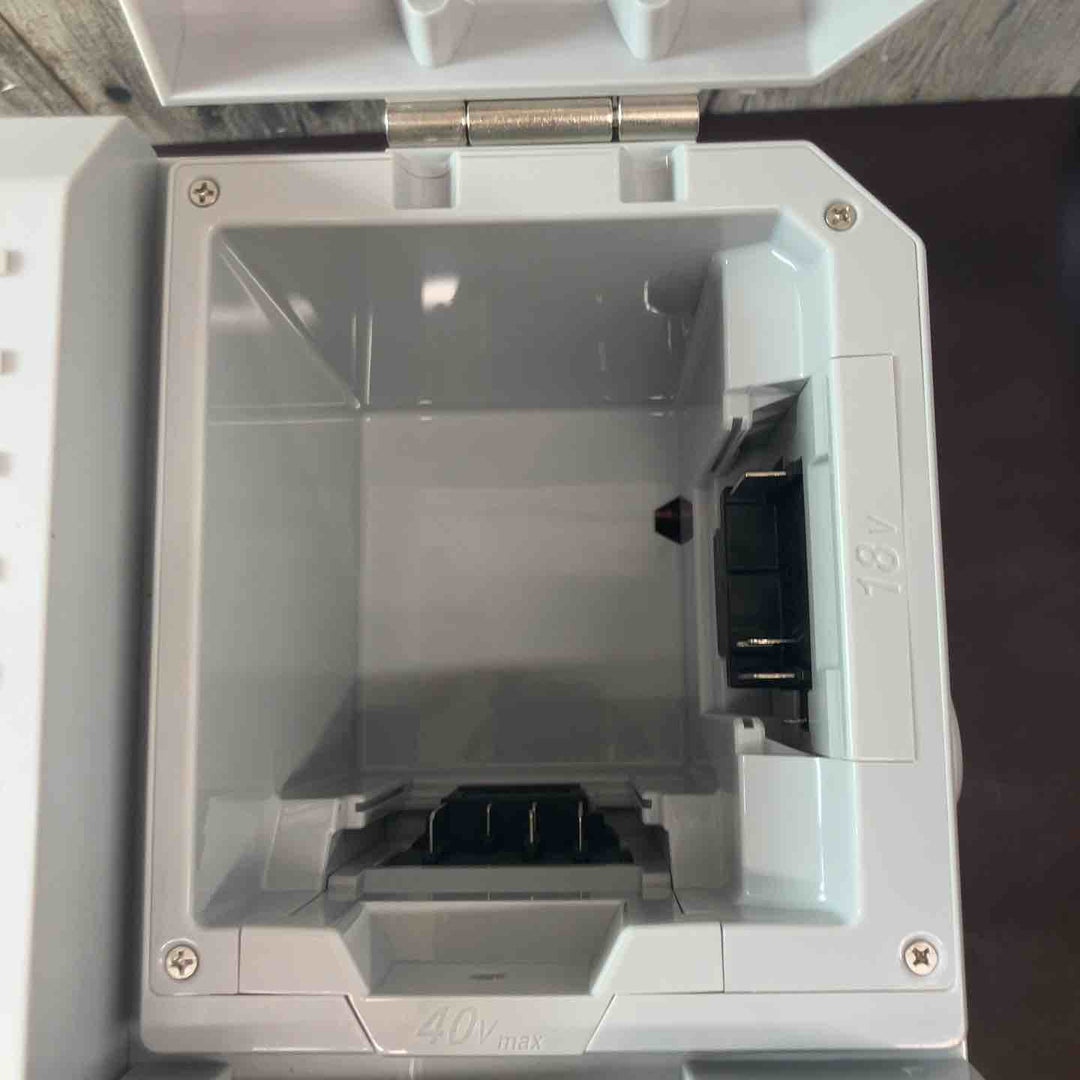 【未使用(店頭展示品)】★マキタ(makita) コードレス冷温庫 CW003GZO【東大和店】