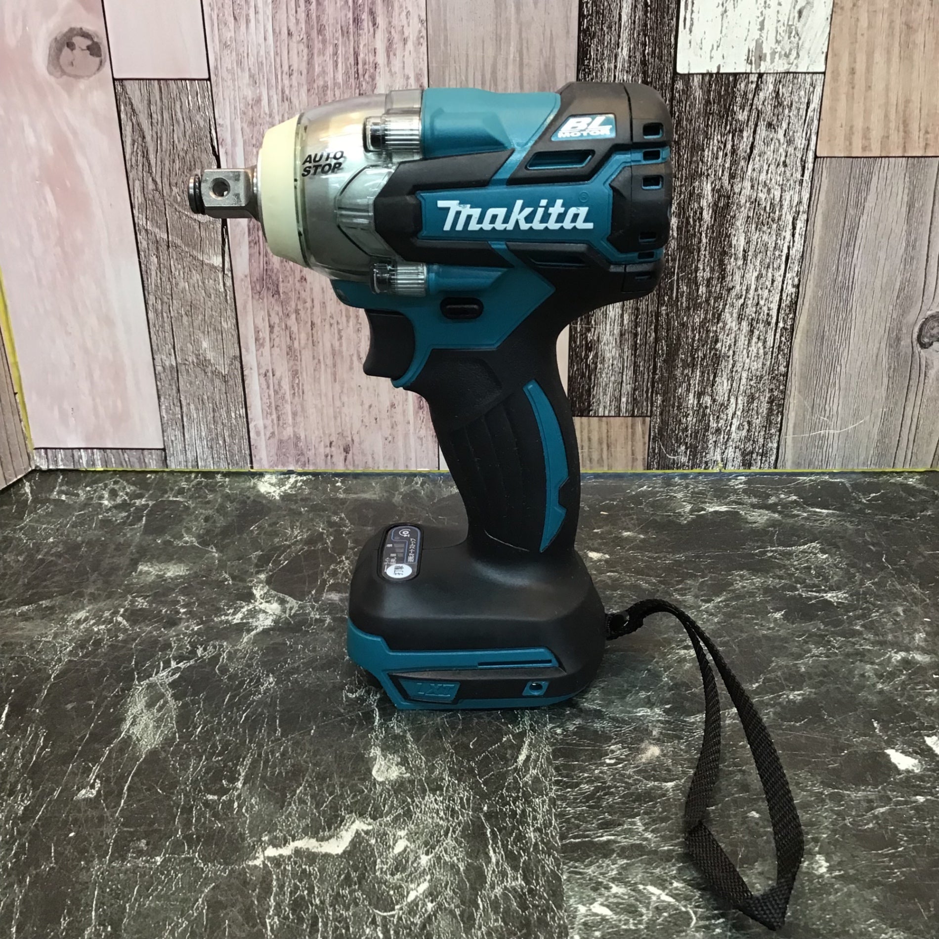 ★マキタ(makita) コードレスインパクトレンチ TW284DZ【八潮店】 ☆マキタ(makita) コードレスインパクトレンチ TW284DZ【八潮店