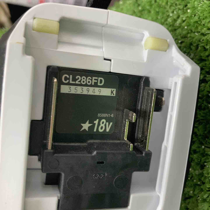 ★マキタ(makita) コードレスクリーナー CL286FDZW【川崎店】
