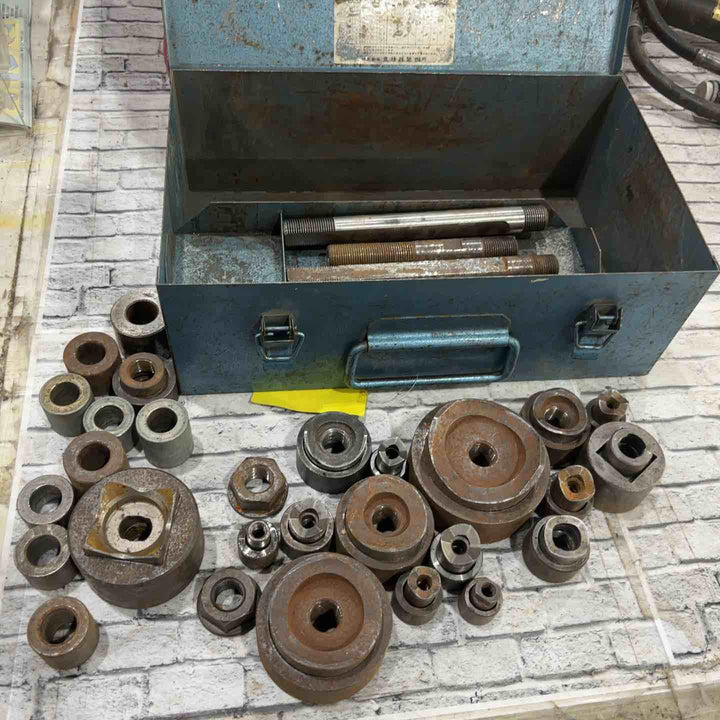 ◇泉精器(IZUMI) 分離型油圧式パンチャ SH-10-1(ポンプHP-180N付)【川口店】