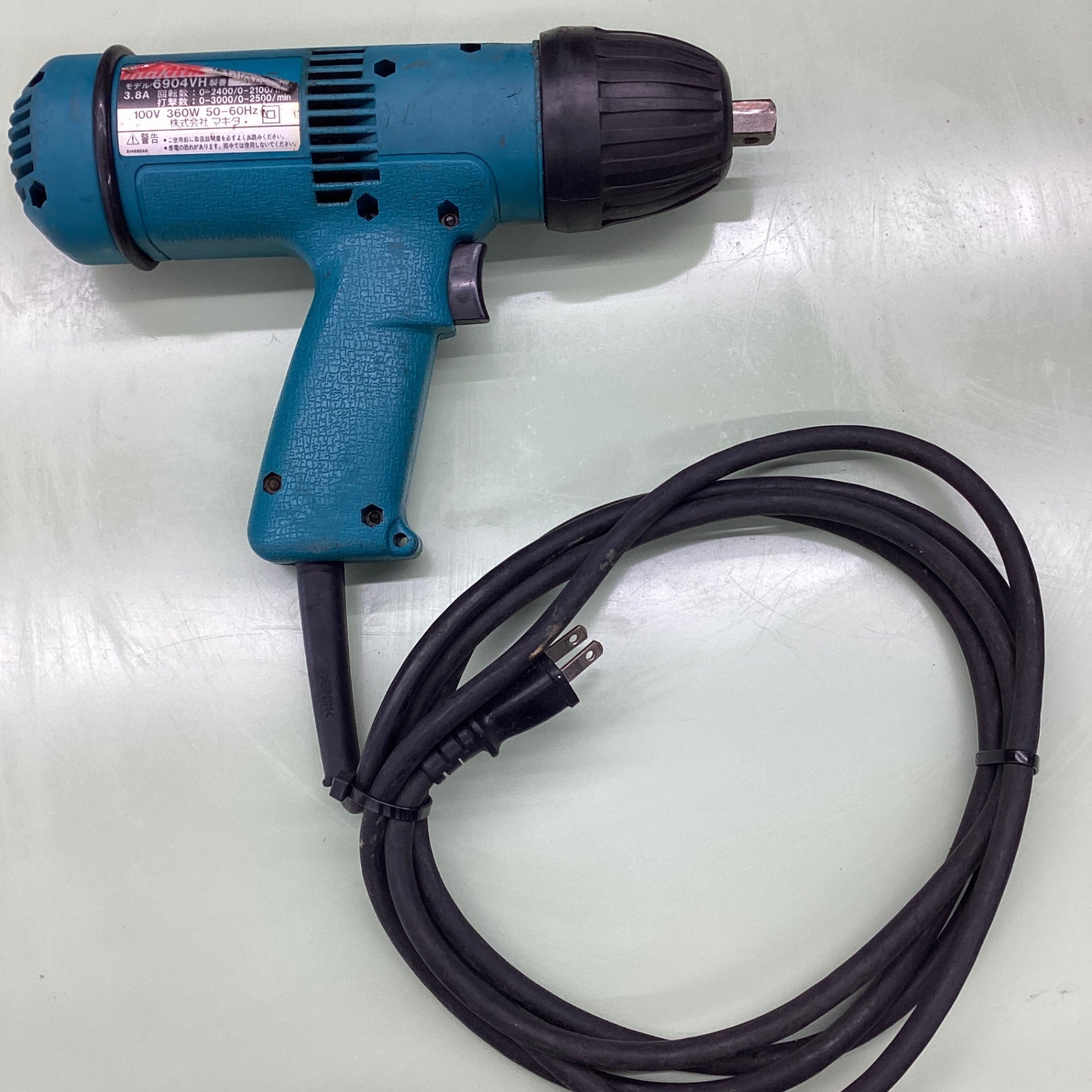 マキタ ☆中古品☆makita 4型インパクトレンチ 6904VH 締め付け