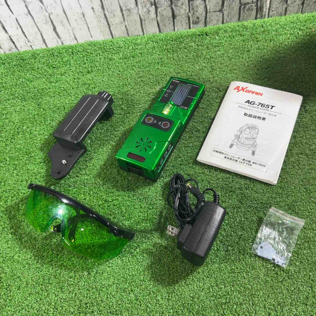 ◇アックスブレーン 高輝度自動探知グリーンレーザー墨出し器 AG-765T 01000257 動作確認済【川口店】