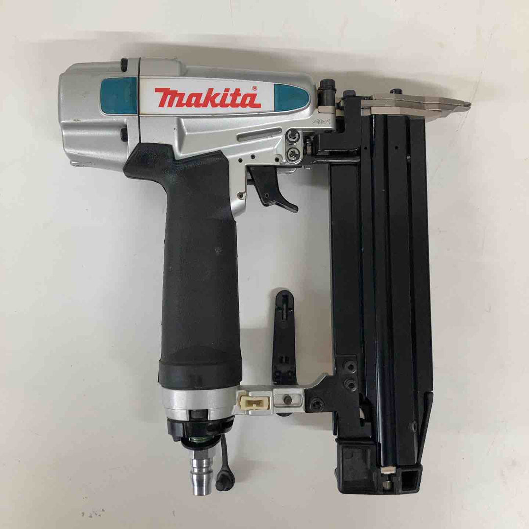 ★マキタ(makita) 常圧フィニッシュネイラ AF502N 打ち込み確認済み【戸田店】