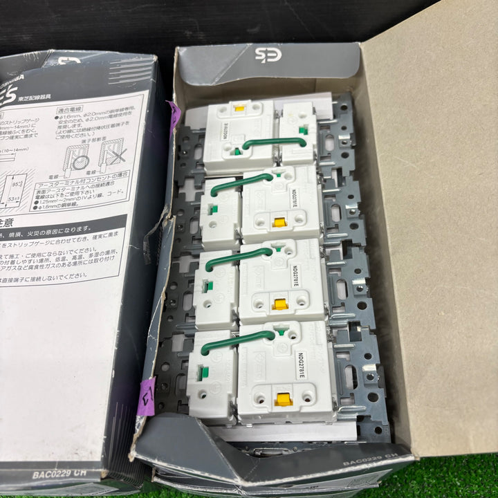 東芝 TOSHIBAスイッチ プレート コンセント など NDG2781E WDG5416 WDG5111 WDG1311 WDG1453など　約500個【電材館越谷店】