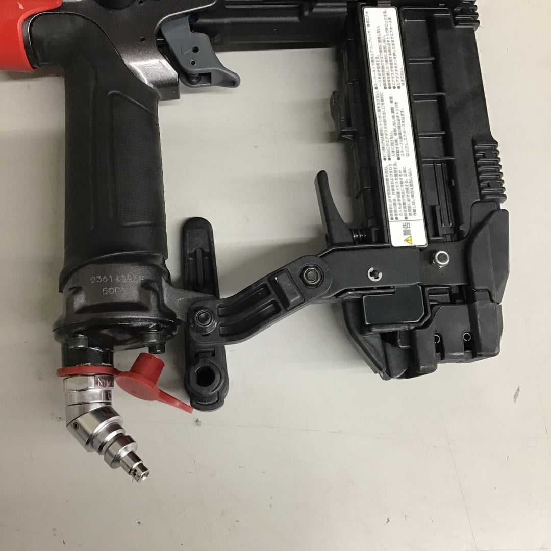 【中古品】★マックス MAX 高圧フロアタッカ HA-50F3(【戸田店】