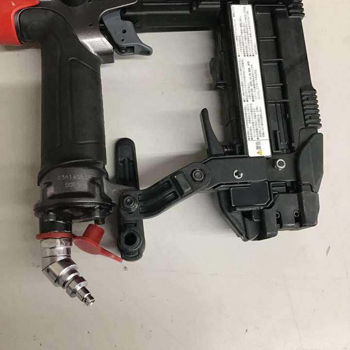 【中古品】★マックス MAX 高圧フロアタッカ HA-50F3(【戸田店】