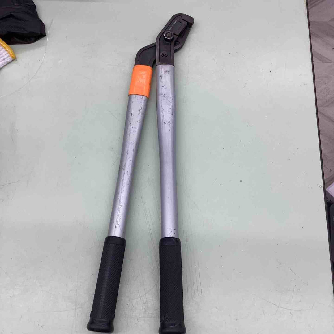 ◇フジ矢(FUJIYA) Cチャンカッター (軽量アルミハンドル) 親バー切断用 FCC-550【越谷店】