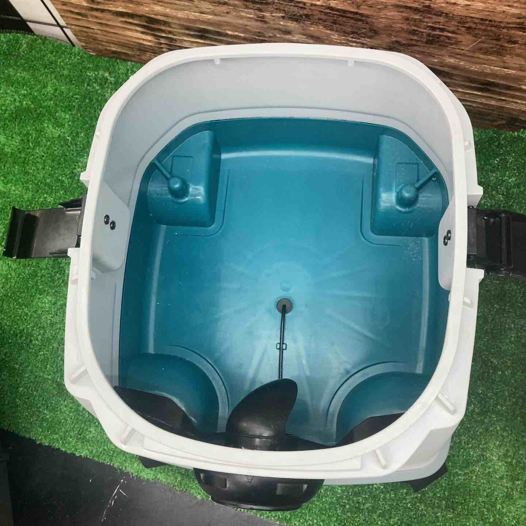 ★マキタ(makita) 粉じん専用 コードレス集じん機 VC867DZ【川越店】