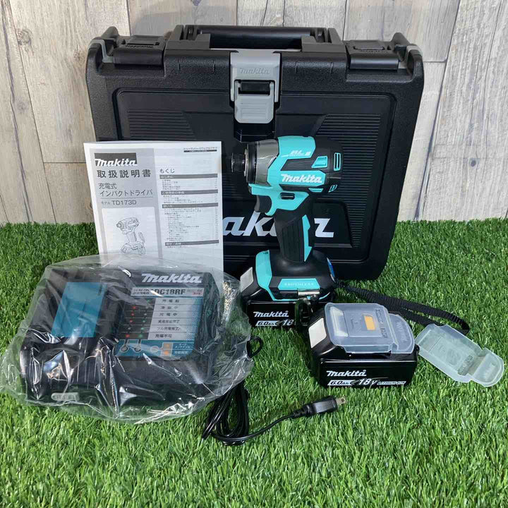 ★マキタ(makita) 18Vコードレスインパクトドライバ TD173DGXTB ターコイズブルー 側面シールに破れ有【戸田店】