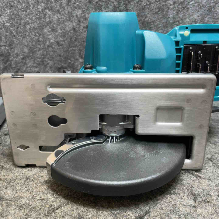 マキタ(makita) 150mmコードレスチップソーカッタ CS004GZ(バイススタンドセット品) 2.5Ahバッテリー付き【桶川店】