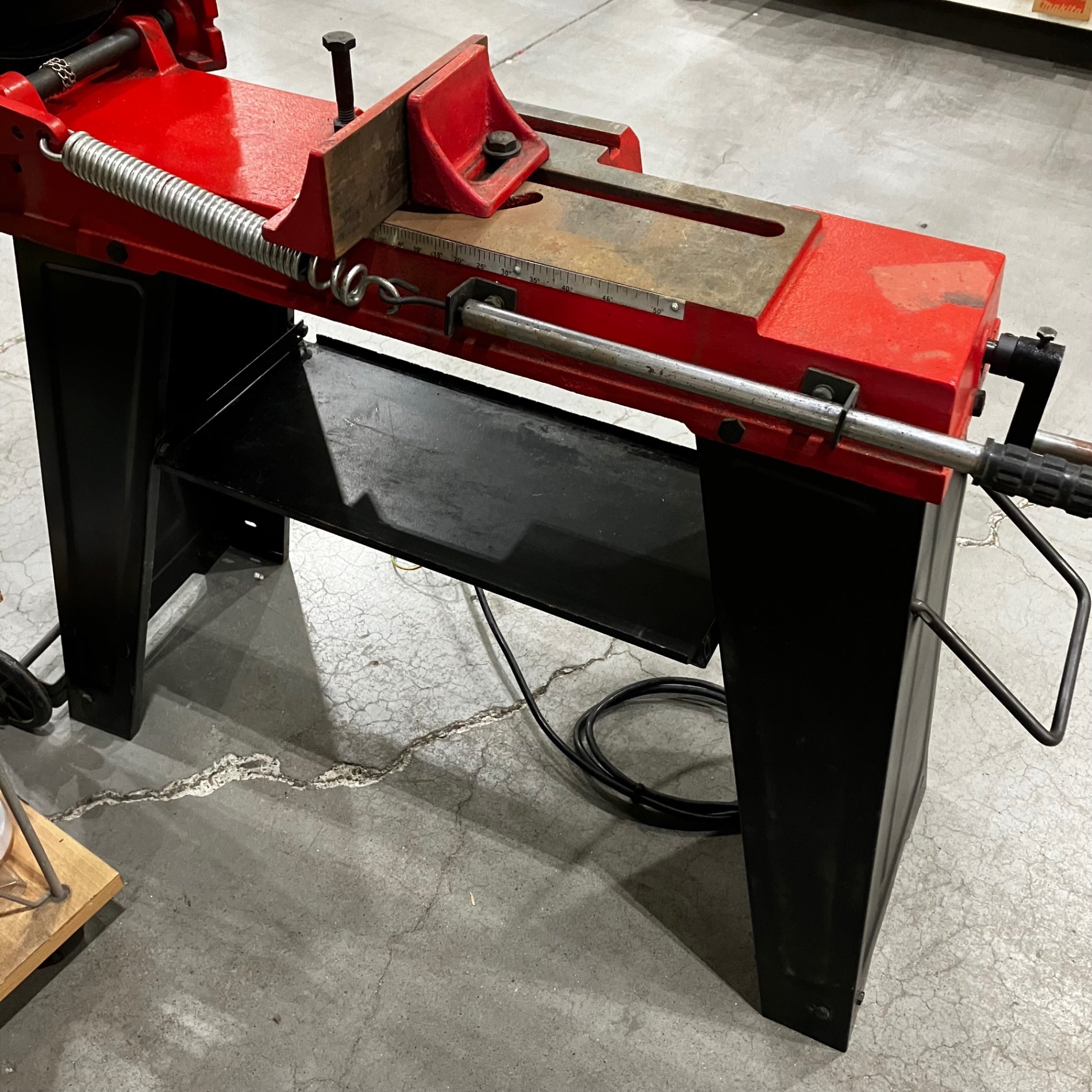 値下げしました！【中古】イリイ T035 バンドソー 3段階 変速【ハンズクラフト佐賀】 店頭受取り限定】○イリイ 金属用バンドソー TR-035EB【川口店