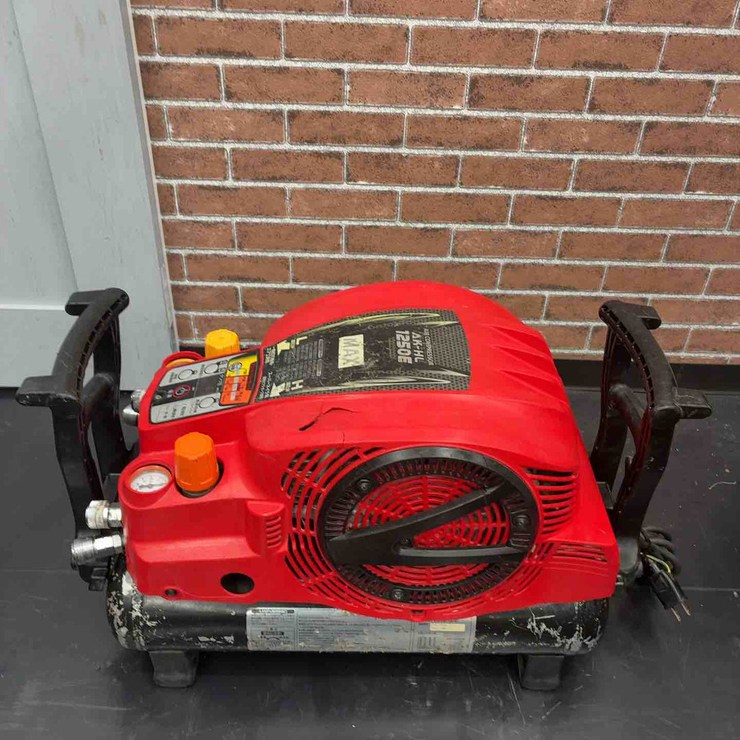 【中古品】 マックス(MAX) エアコンプレッサー AK-HL1250E_レッド 【藤沢店】