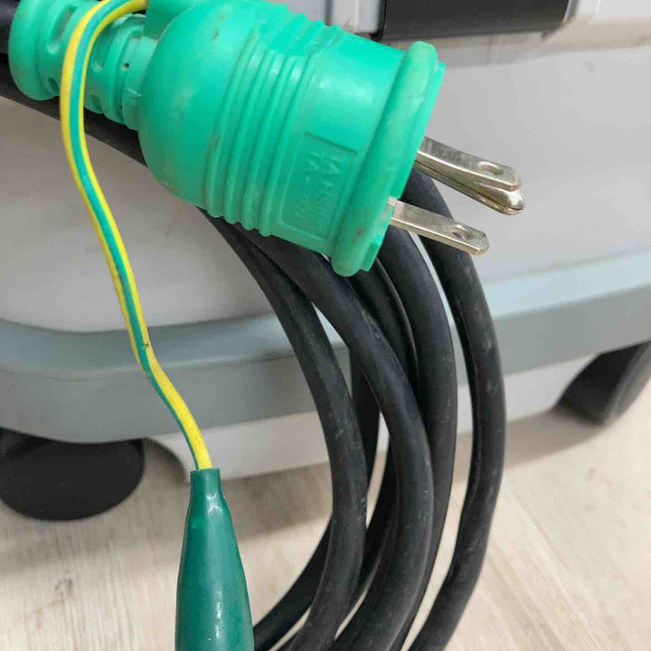★マキタ(makita) 集じん機 乾湿両用 VC0820【川越店】