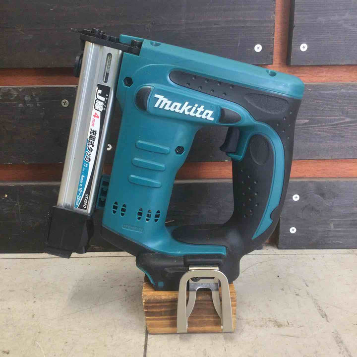 【中古品】 マキタ/makita コードレスタッカ ST420DZK 【鴻巣店】