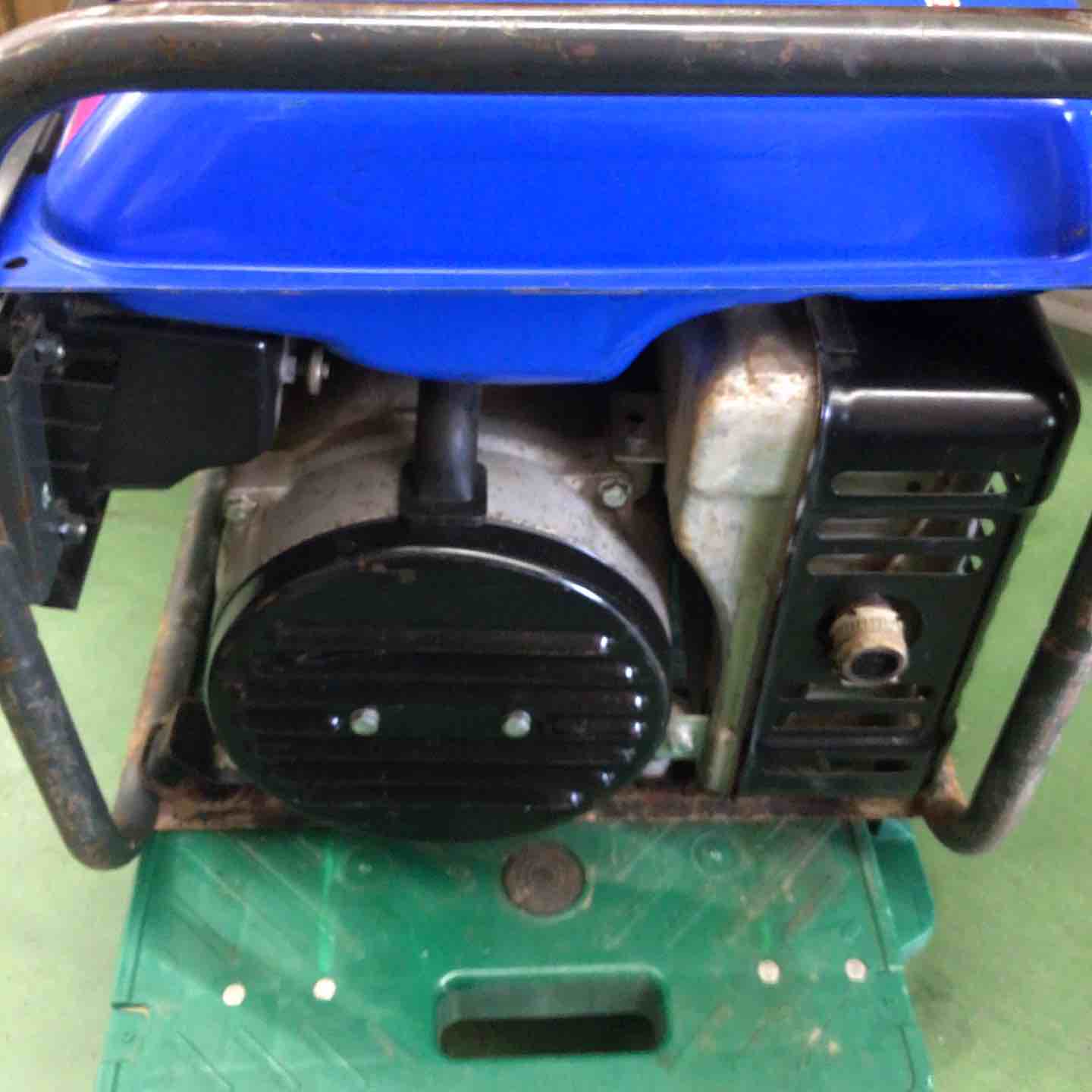 中古・店頭受取り限定】 ヤマハ YAMAHA エンジン発電機 EF2300-50Hz